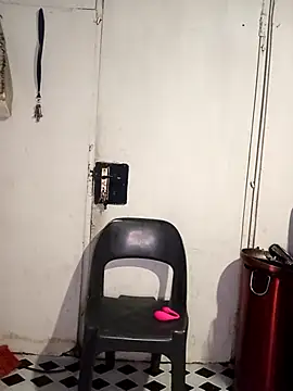 curvyloneah75 online show from 11.15.25