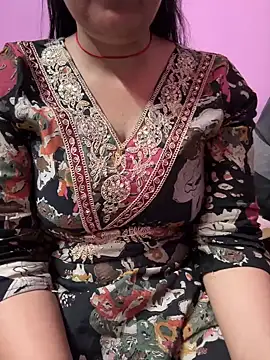 Snapshot of _nishalove19 chatting on 03.09.25 nishalove19 online show from 03.09.25