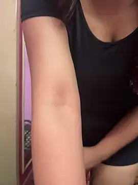 Snapshot of _nishalove19 chatting on 03.20.25 nishalove19 online show from 03.20.25