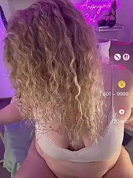 CurvyAnonymousGirl89 online show from 04.28.26