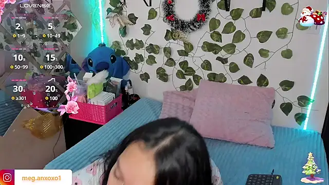 Megan sophia2 online show from 12.05.24