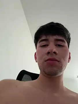 Snapshot of Whike_Dark chatting on 04.08.26 Whike Dark online show from 04.08.26