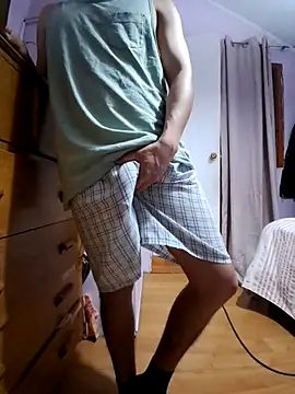 Snapshot of tula_chyk chatting on 09.24.25 tula chyk online show from 09.24.25