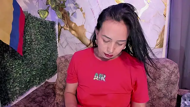 Snapshot of MeleekXXX_ chatting on 07.06.26 MeleekXXX online show from 07.06.26