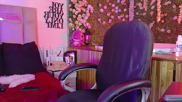 natacha  black  online show from 11.08.25