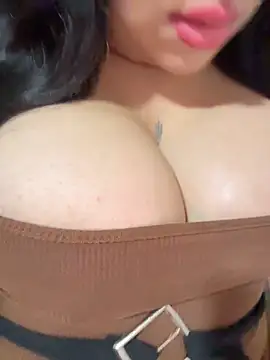 Chloe-antonella online show from 04.19.26