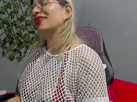 sexy bigboooty online show from 12.05.24