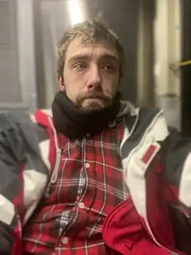 Snapshot of Fuckboy4public chatting on 12.27.24 Fuckboy4public online show from 12.27.24