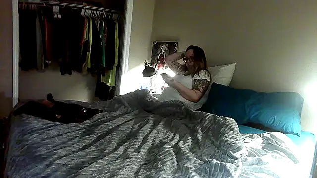 Snapshot of Fuckboy4public chatting on 02.02.25 Fuckboy4public online show from 02.02.25