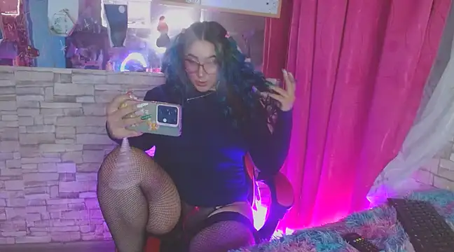 Meg4n 420 online show from 02.01.25