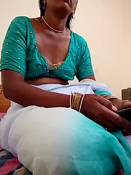 Snapshot of Gopika-telugu chatting on 10.23.25 Gopika-telugu online show from 10.23.25