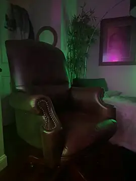 Snapshot of Bignc chatting on 09.21.25 Bignc online show from 09.21.25