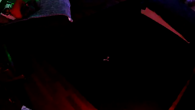 Snapshot of Bignc chatting on 10.03.25 Bignc online show from 10.03.25