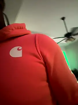 Snapshot of Bignc chatting on 10.08.25 Bignc online show from 10.08.25