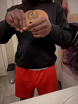 Snapshot of Bignc chatting on 10.13.25 Bignc online show from 10.13.25