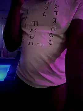 Snapshot of Bignc chatting on 10.16.25 Bignc online show from 10.16.25