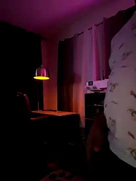 Snapshot of Bignc chatting on 10.31.25 Bignc online show from 10.31.25