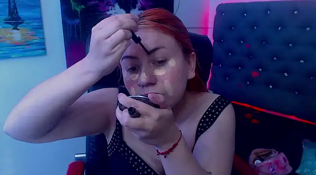 XxMiaSexxyHotxX online show from 02.18.25