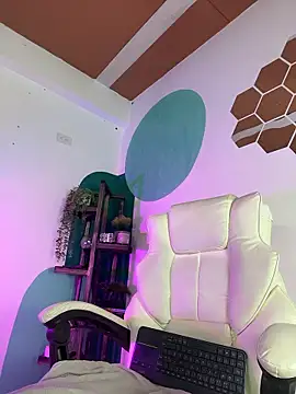 LollaByer online show from 01.10.26