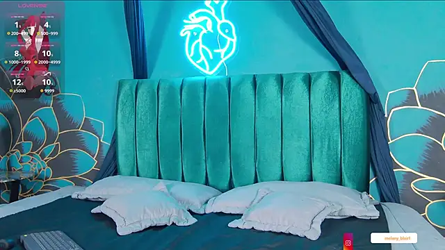 Snapshot of melany_blair chatting on 11.04.25 melany blair online show from 11.04.25