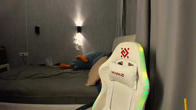 Kleo Godde online show from 09.30.25