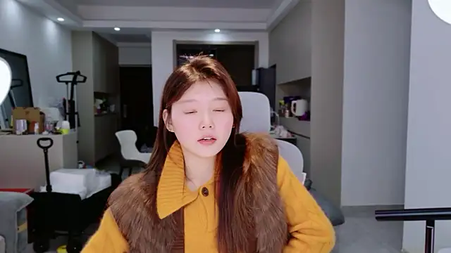 Snapshot of yangyang-1115 chatting on 12.20.25 yangyang-1115 online show from 12.20.25