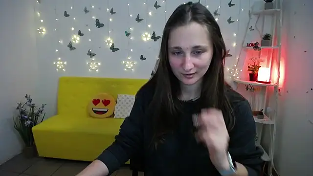 MichelLeee online show from 04.23.26