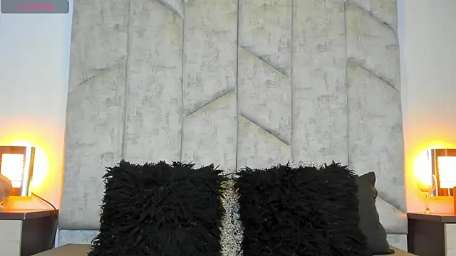 Snapshot of AshleyHill2 chatting on 03.17.25 AshleyHill2 online show from 03.17.25