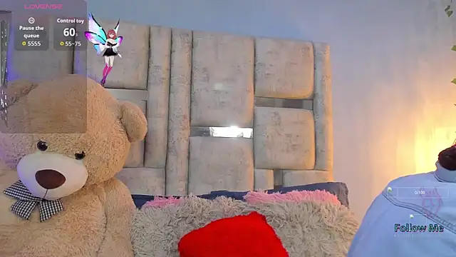 Snapshot of AshleyHill2 chatting on 09.20.25 AshleyHill2 online show from 09.20.25