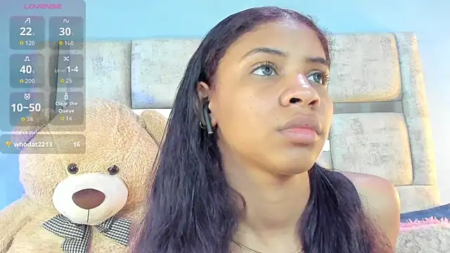 Snapshot of AshleyHill2 chatting on 09.26.25 AshleyHill2 online show from 09.26.25