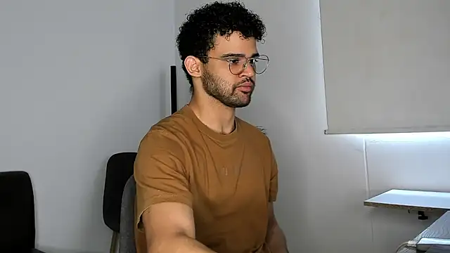 andrewChris  online show from 11.10.25