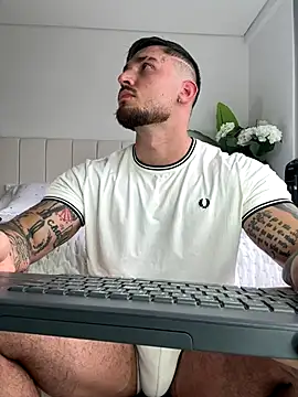 Snapshot of DimitriSullivan_ chatting on 09.18.25 DimitriSullivan online show from 09.18.25