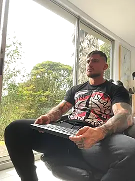 DimitriSullivan  online show from 12.16.25