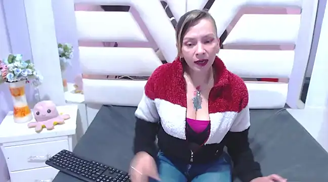 alaha evans online show from 03.15.25