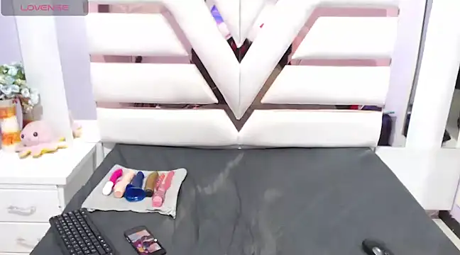 alaha evans online show from 03.18.25