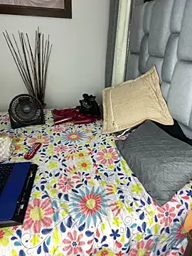 danielax50 online show from 02.13.25