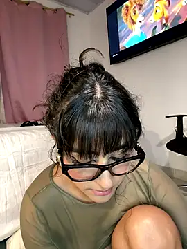 Snapshot of Lady_Rey chatting on 11.28.25 Lady Rey online show from 11.28.25