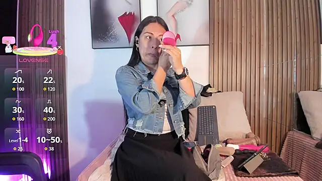 Ella Rousse online show from 12.18.25