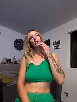 Ana-ya16 online show from 09.29.25