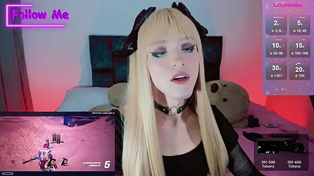 Snapshot of Kirmyy_ chatting on 12.21.24 Kirmyy  online show from 12.21.24