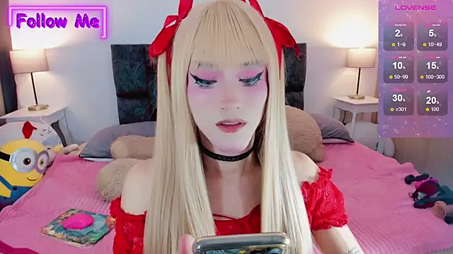 Snapshot of Kirmyy_ chatting on 02.14.25 Kirmyy  online show from 02.14.25