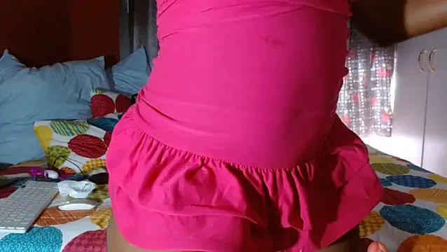 Snapshot of Wildblack22 chatting on 01.05.25 Wildblack22 online show from 01.05.25