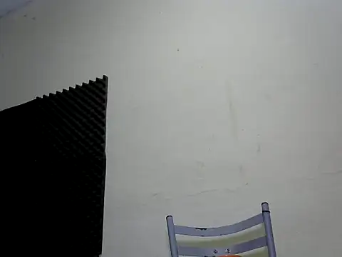 Snapshot of luanadoprive chatting on 02.18.25 luanadoprive online show from 02.18.25