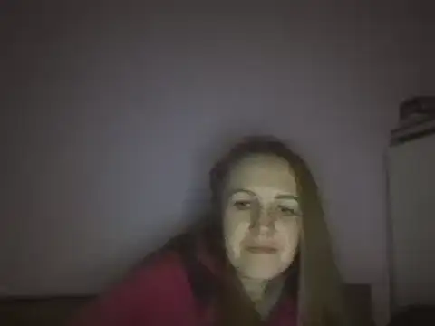 Snapshot of Milaniya261 chatting on 02.21.25 Milaniya261 online show from 02.21.25