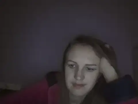 Snapshot of Milaniya261 chatting on 03.15.25 Milaniya261 online show from 03.15.25