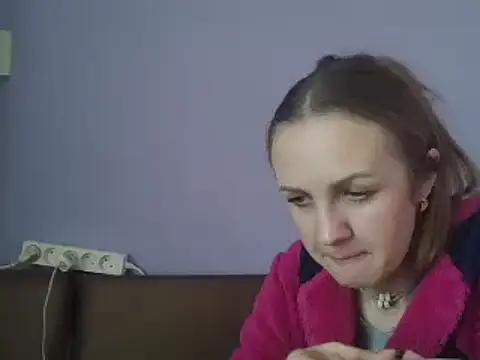 Snapshot of Milaniya261 chatting on 03.19.25 Milaniya261 online show from 03.19.25