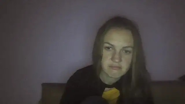 Snapshot of Milaniya261 chatting on 10.18.25 Milaniya261 online show from 10.18.25