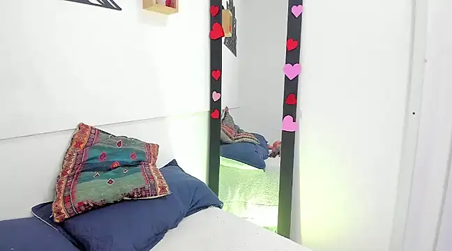 MelissaGilll online show from 03.14.25