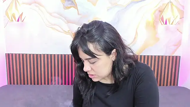 MelissaGilll online show from 10.16.25