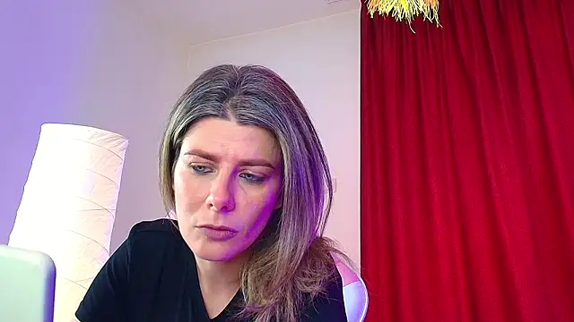Anne Blueeyes online show from 03.26.26